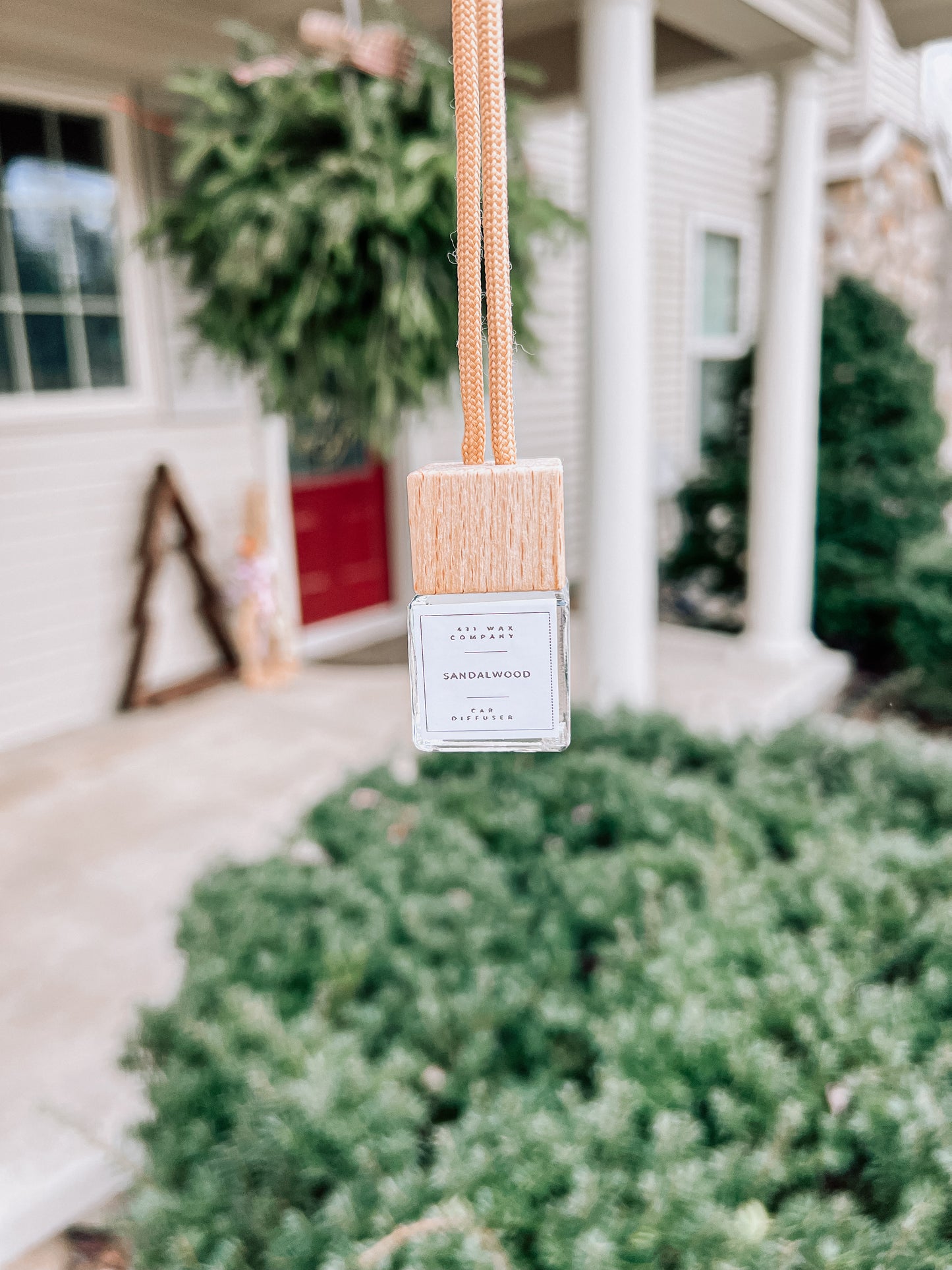 Sandalwood Hanging Car Diffuser